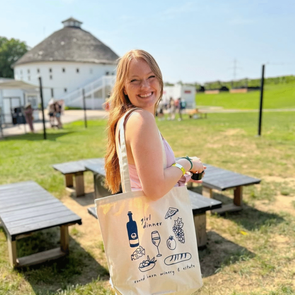 MC with canvas bag square