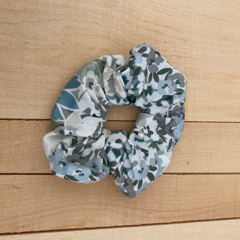 blue-green flower scrunchie (1) square
